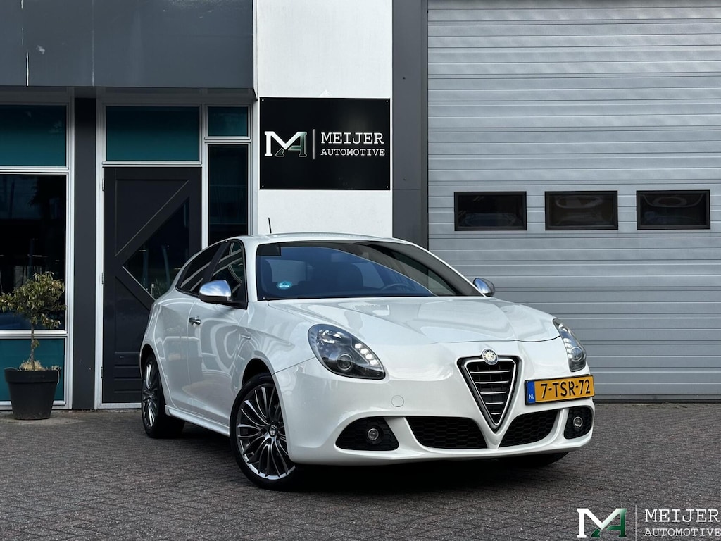 Alfa Romeo Giulietta 1.4 T-Jet Progression|Half leder|DNA|Cruise|Climate