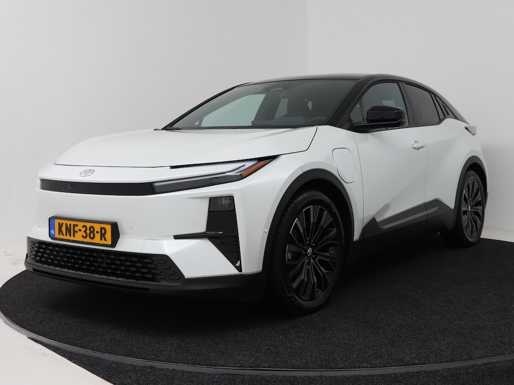 Toyota C-HR / C-HR+ Executive AWD 77 kWh | Navigatie | PDC | Demo Sander niet adverteren