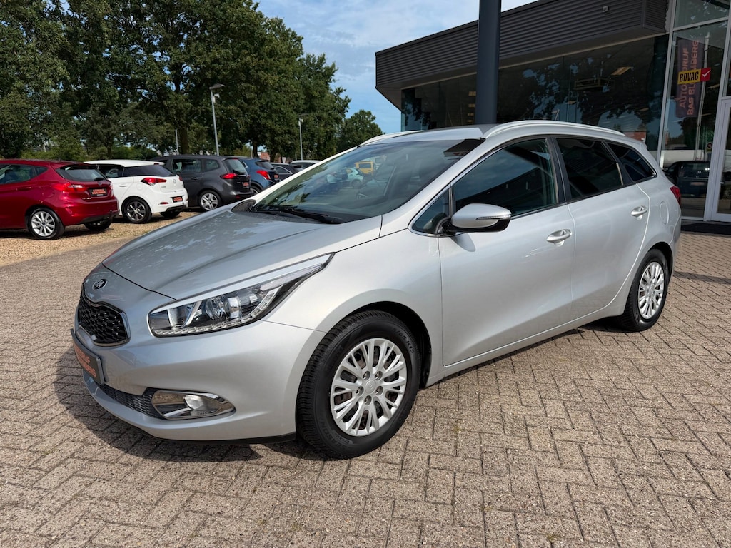 Kia Ceed Cee'd Sportswagon 1.6 GDI BusinessLine, Navi, Camera, trekhaak, Clima, etc