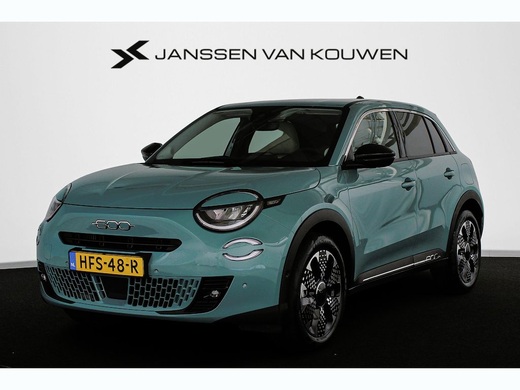 Fiat 600 1.2 Hybrid La Prima Massage Adaptieve Cruise Control Stoelverwarming