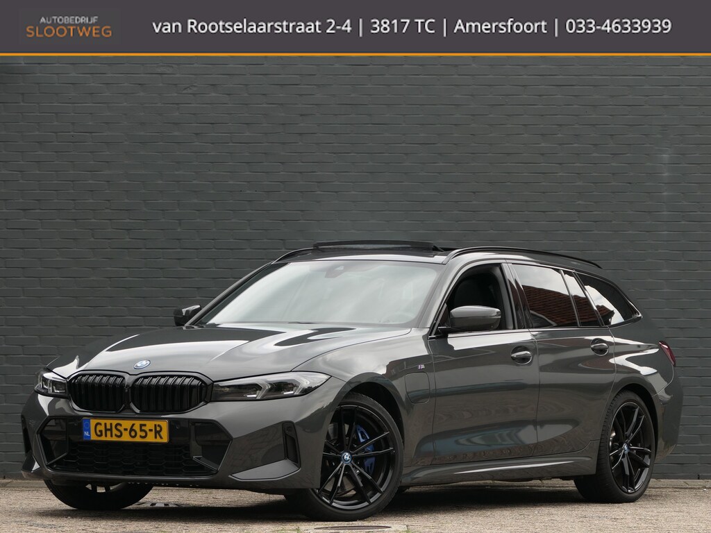 BMW 3-Serie Touring 320e M-Sport Pro Shadowline 19Inch | Leder | Panorama | 360 Camera | HiFi Audio | NL-Auto | Trekhaak