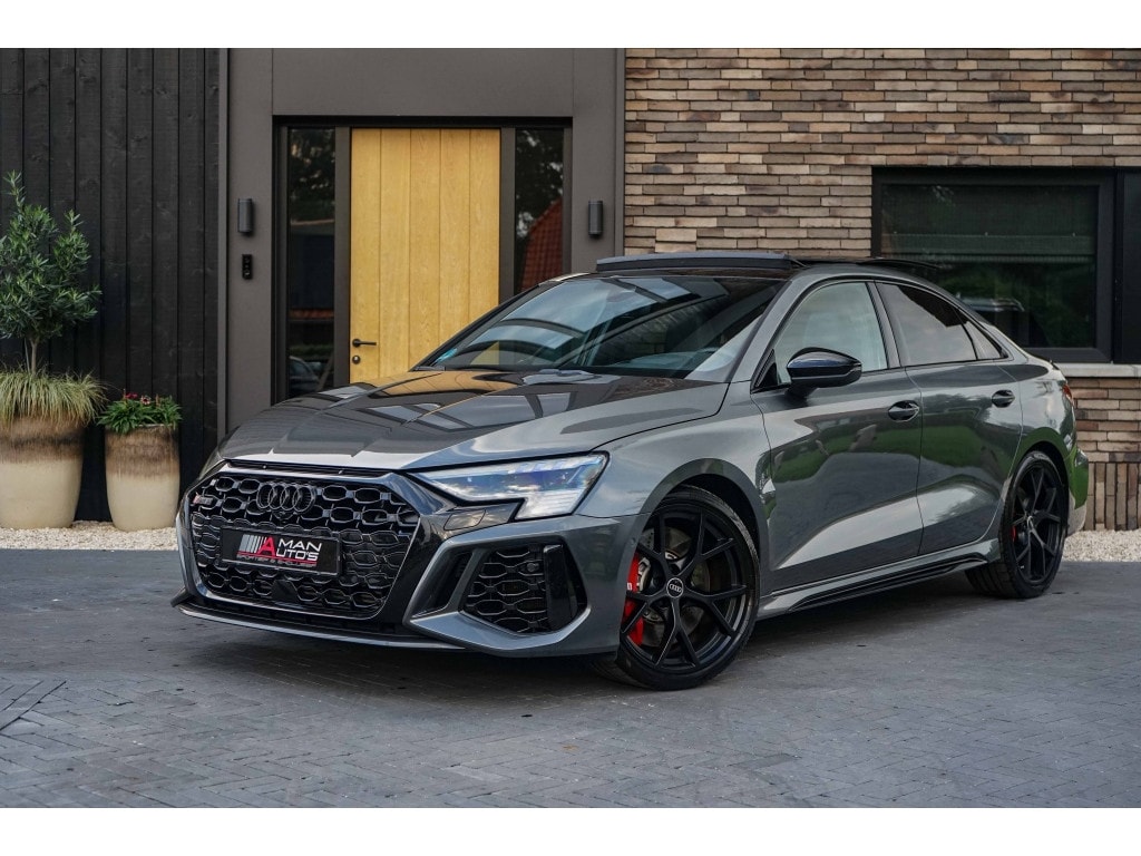 Audi RS3 2.5 TFSI Quattro Limousine MTM465/Pano/RS-Zetels/RS-Diff/B&O/HUD