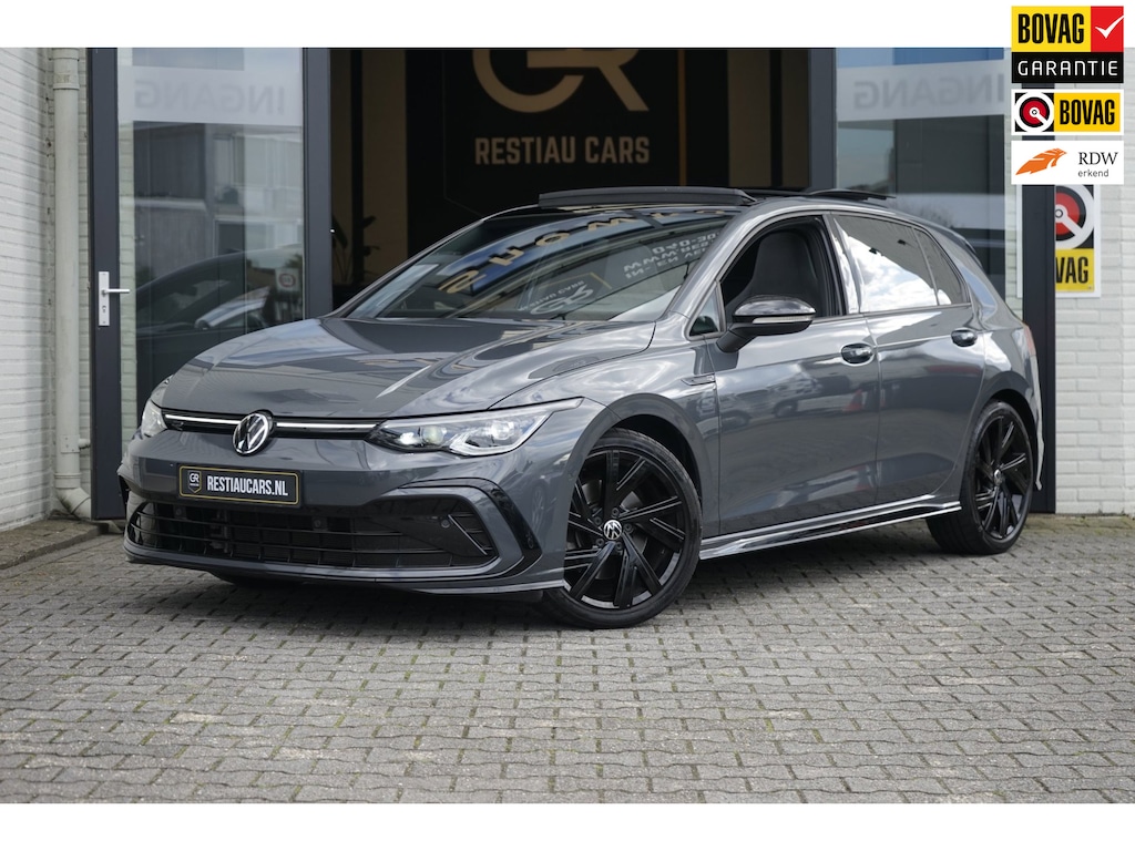 Volkswagen Golf 8 VIII 1.5 eTSI R-Line AUTOMAAT BLACK STYLE|ACC|CAMERA|HARMAN KARDON|HEADUP|IQ LIGHT|KEYLESS|MODE|PANORAMA