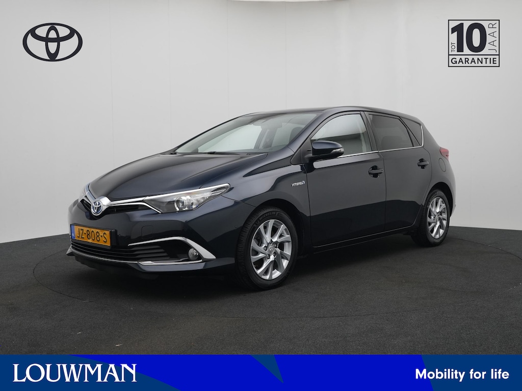 Toyota Auris 1.8 Hybrid Executive | Parkeersensoren V+A | Navigatie | Stoelverwarming |