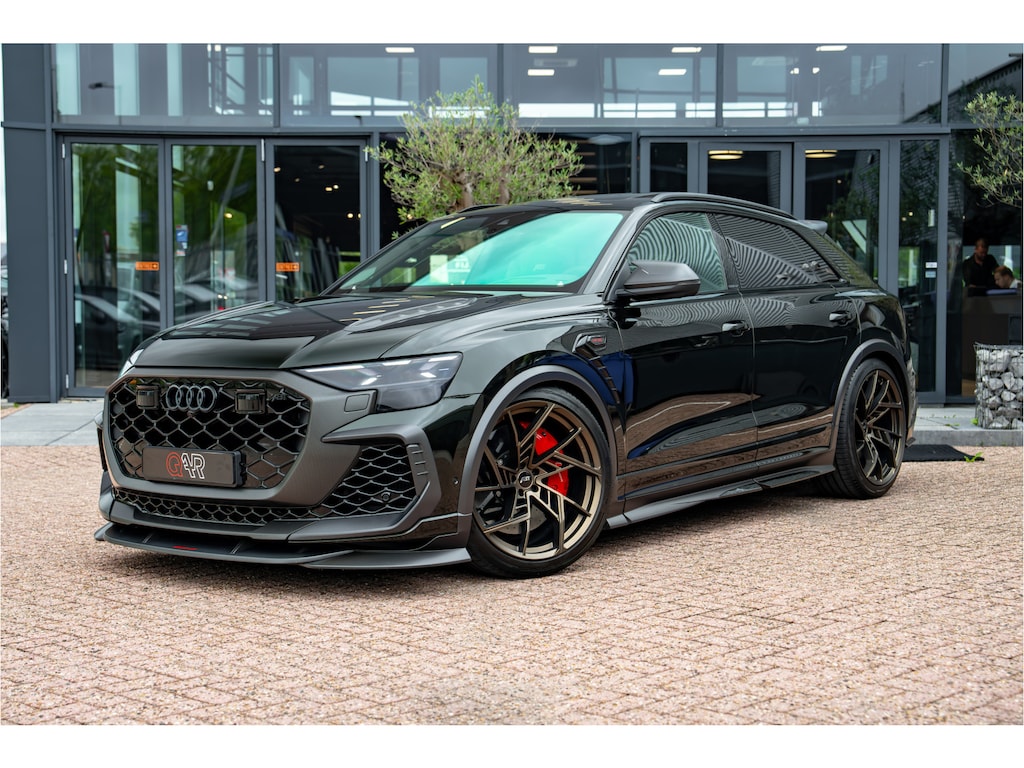 Audi RS Q8 ABT Legacy Edition 1 of 125 760pk | Audi exclusive lak | Advanced onderstel | B&O Advanced | Panoramadak | Massagefunctie | Carbon | Assistentiepakket city + parking | Servosluiting | Trekhaak