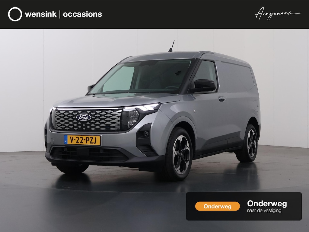 Ford Transit Courier E-Transit LIMITED | 44 kWh | ADAPTIVE CRUISE | LM VELGEN | 2-ZITS | TREKHAAK | NAVIGATIE | PARKEERCAMERA |