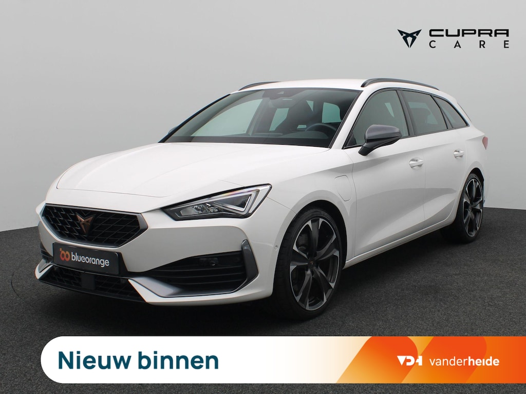 CUPRA Leon Sportstourer 1.4 e-Hybrid VZ Performance 245PK DSG Achteruitrijcamera, Stoel-stuurverwarming, Side Assist, 19" LM Velgen, Elektr. Achterklep, Navi