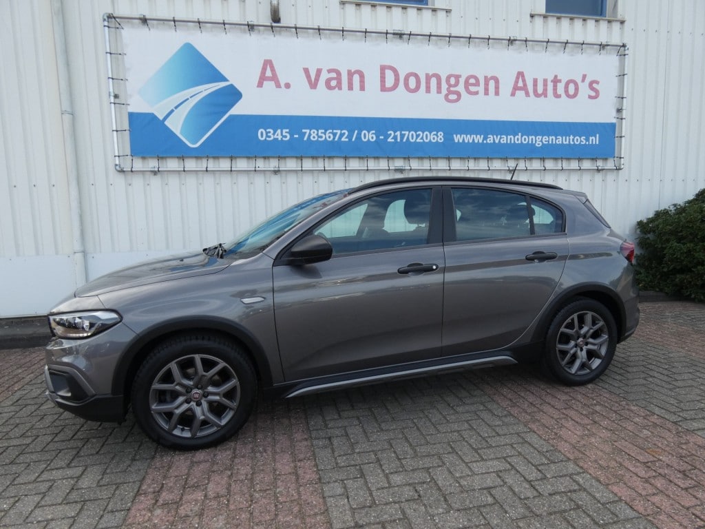 Fiat Tipo 1.0 CITY CROSS,Clima,Cruise,Camera,Lane ASS,Trhaak