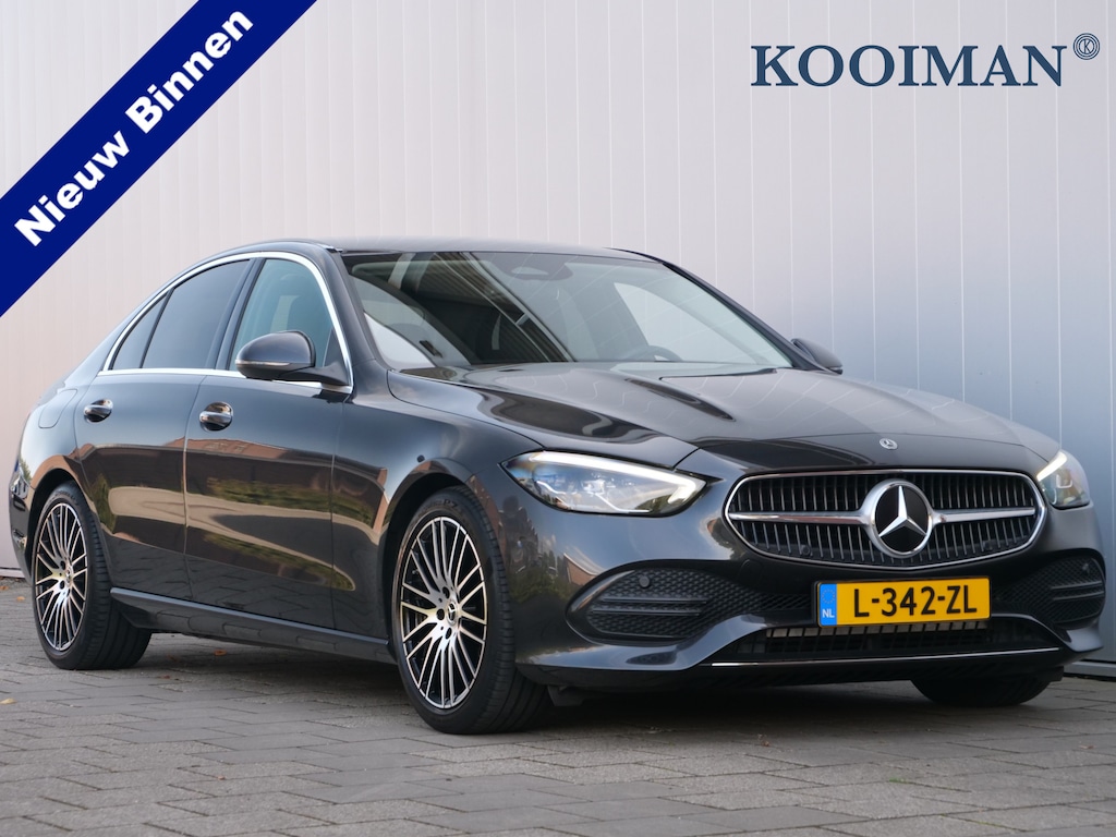 Mercedes-Benz C-klasse 180 Luxury Line 170 Pk Automaat Navi / DAB / Apple Carplay / Camera / Leer