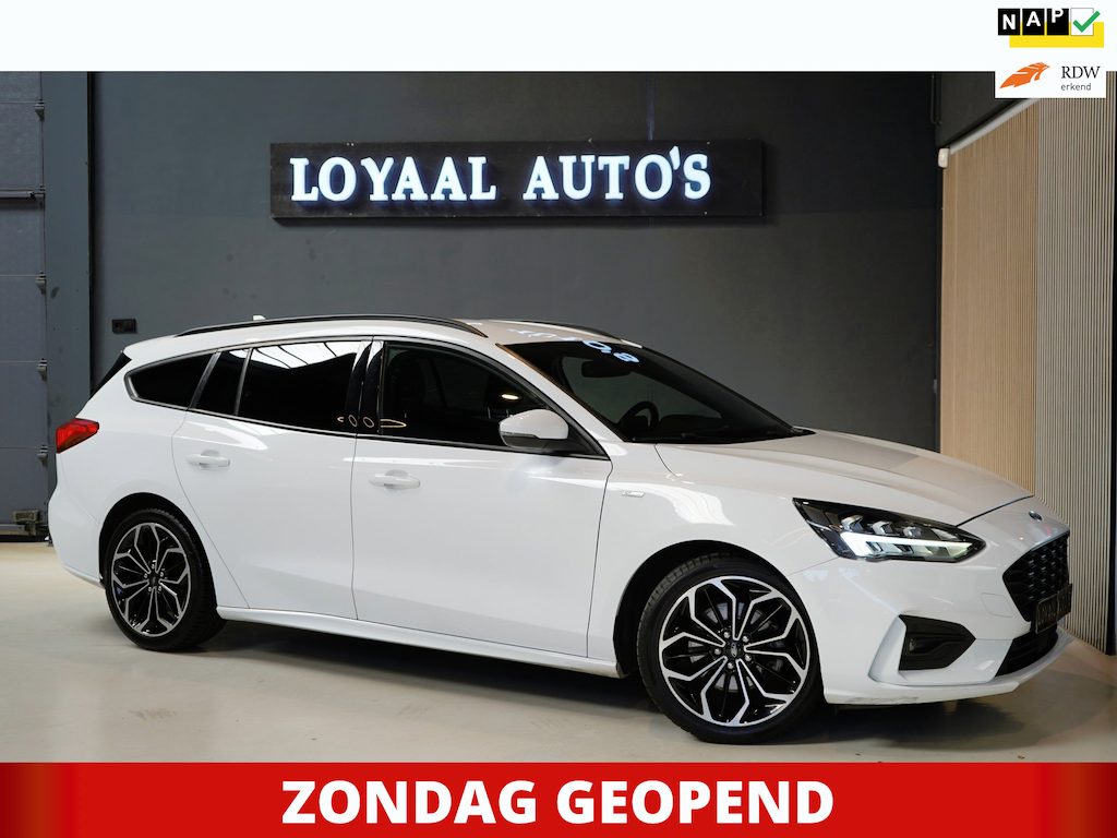 Ford Focus Wagon 1.0 EcoBoost ST Line Business | NAVI | BI-XENON | AIRCO | TREKHAAK | PDC |NAP | APK.