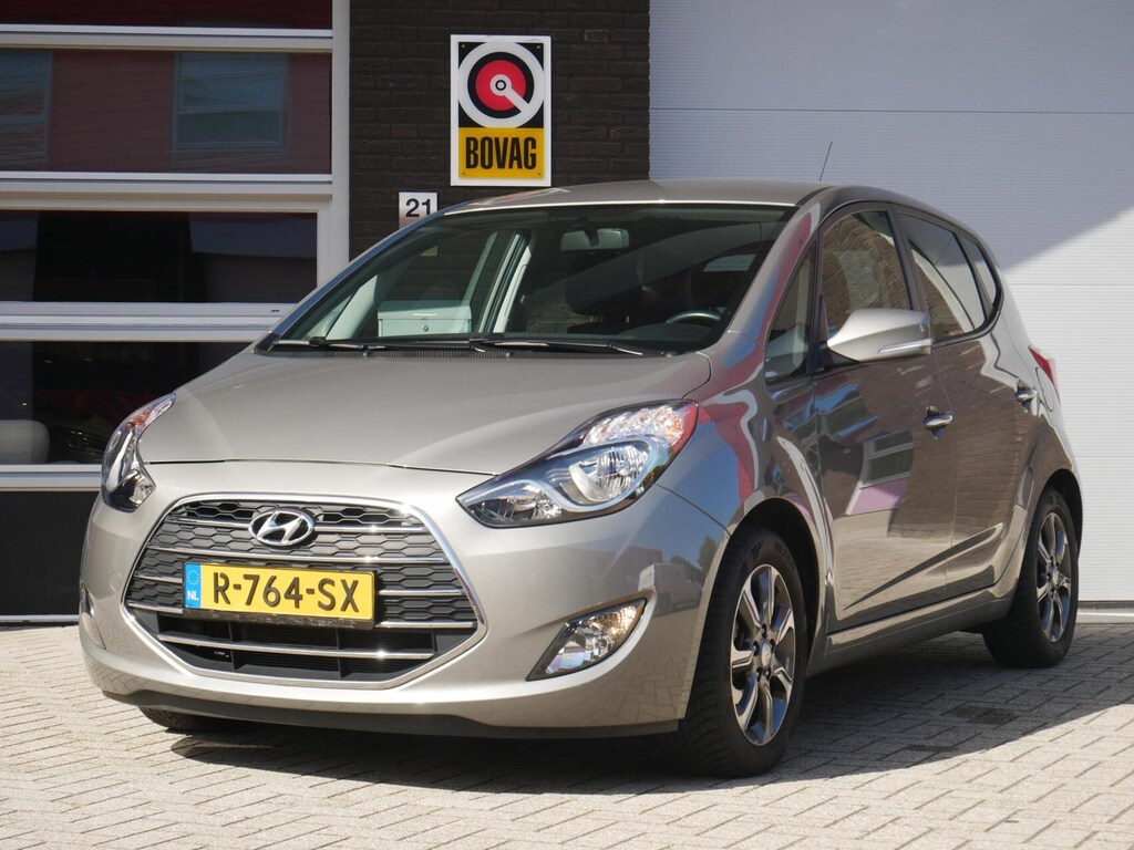 Hyundai ix20 1.6i Premium Camera| Cruise| Navi+BT