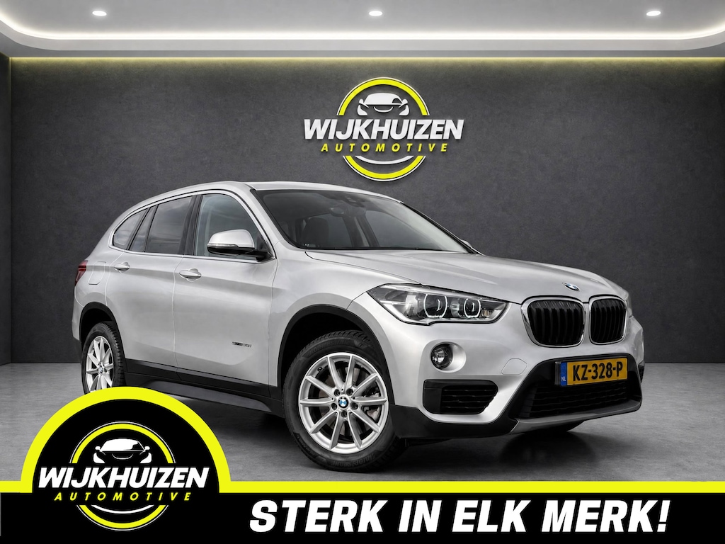 BMW X1 SDrive20i Centennial High Executive Automaat met Leder !!! Trekhaak !!! Vol opties !!!