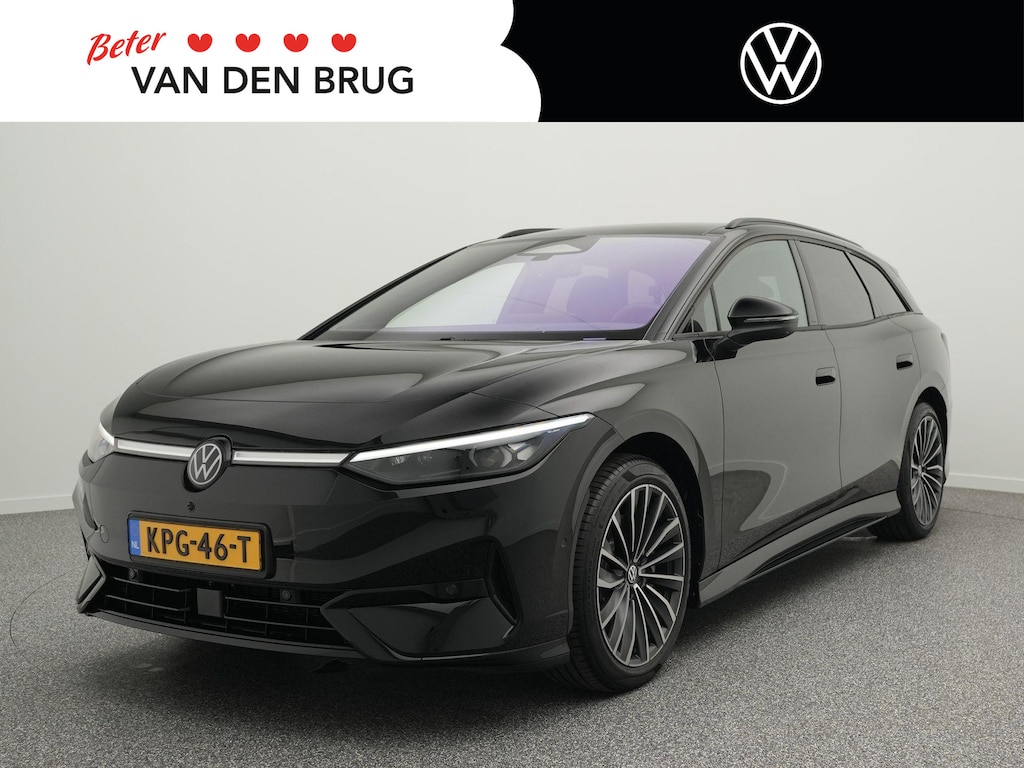Volkswagen ID.7 Tourer Limited Edition Plus 86 kWh | SOH 100% | Panoramadak | 20 inch lichtmetalen wielen | Adaptive cruise control | Wegklapbare trekhaak |
