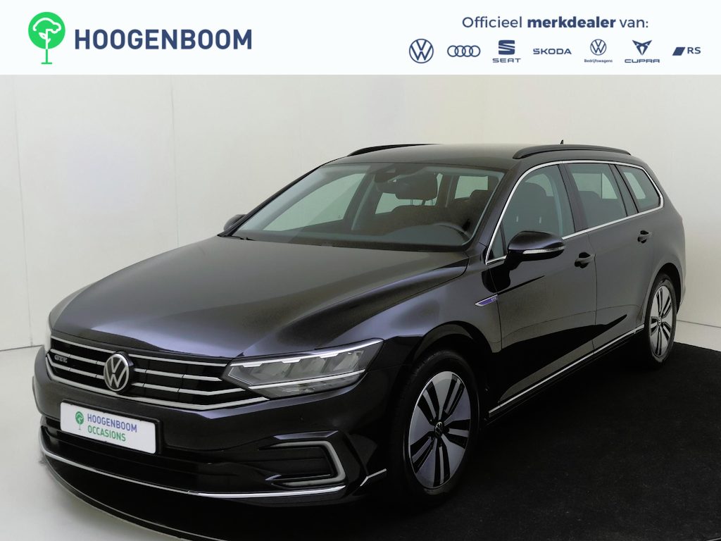 Volkswagen Passat Variant 1.4 TSI PHEV GTE Business | SoH 100% | Achteruitrijcamera | ErgoActive stoelen | Keyless | Adaptieve cruise control | Stoelverwarming | 3-zone airco | Sfeerverlichting | Navigatie |