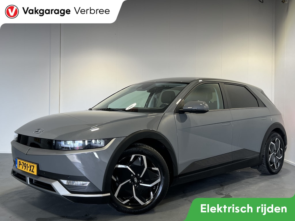 Hyundai Ioniq 5 Connect+ 73kWh Afn. Trekhaak | Navigatie/Android/Apple Carplay | LM Velgen 19" | Voorstoelen Verwarmd | Cruise Control Adaptief | Lederen Bekleding | Warmtepomp | Airco |