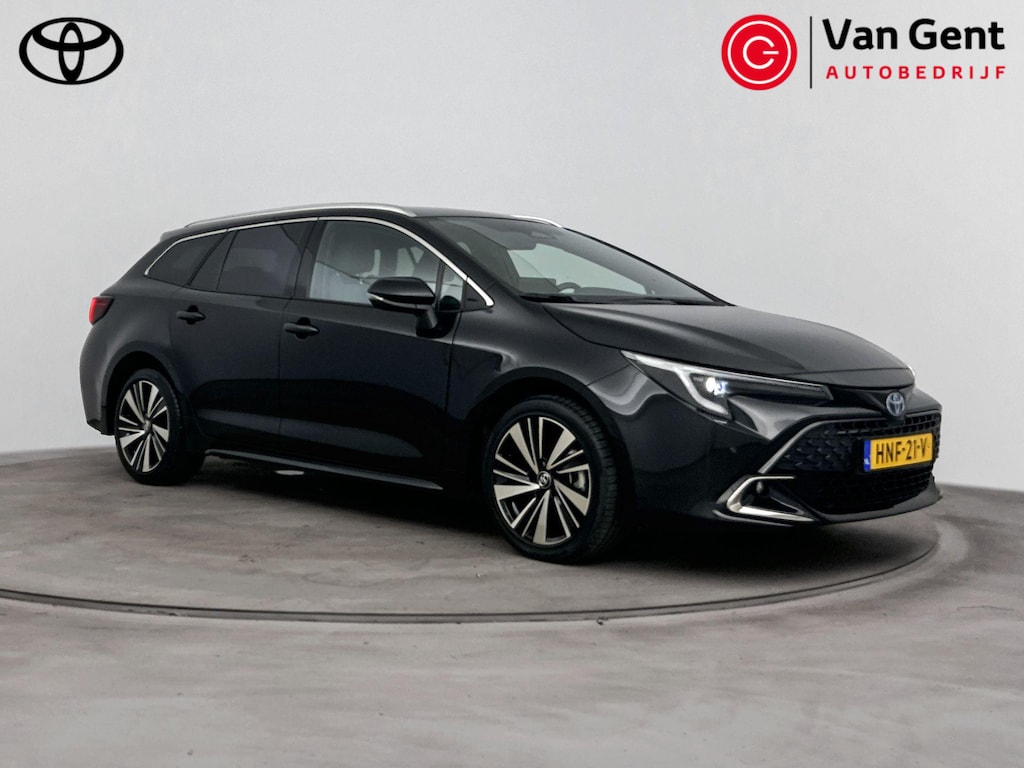 Toyota Corolla Touring Sports Hybrid 140 Dynamic | Apple Carplay / Android Auto | Stoelverwarming | Parkeersensoren voor/achter | Adaptive Cruise | Keyless | Clima | Camera | Full LED | 17 inch