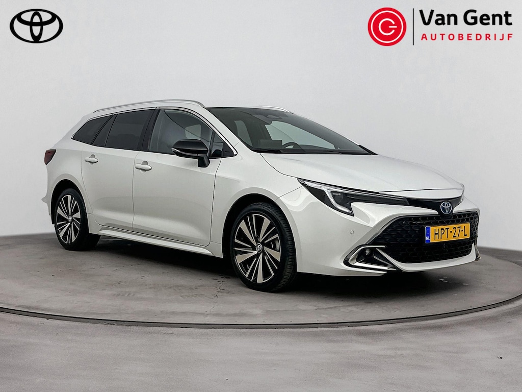 Toyota Corolla Touring Sports Hybrid 140 Dynamic | Apple Carplay / Android Auto | Stoelverwarming | Parkeersensoren voor/achter | Adaptive Cruise | Keyless | Clima | Camera | Full LED | 17 inch