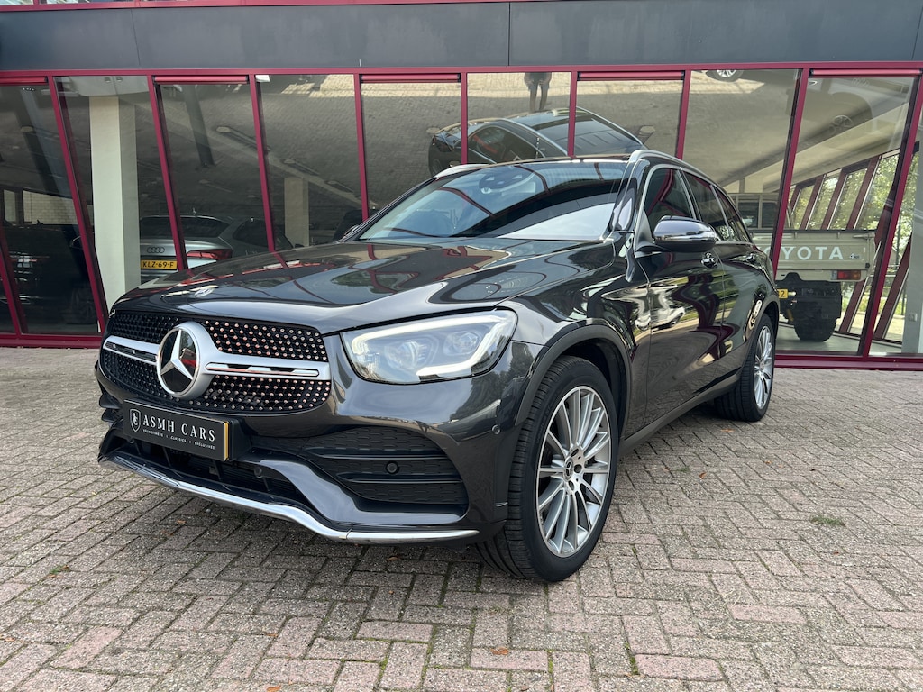 Mercedes-Benz GLC 300 4MATIC Premium Plus | Matrix | Burmester | Trekhaak | Memory | Pano | Keyless | Camera | PDC | ACC | Stoelverwarming |