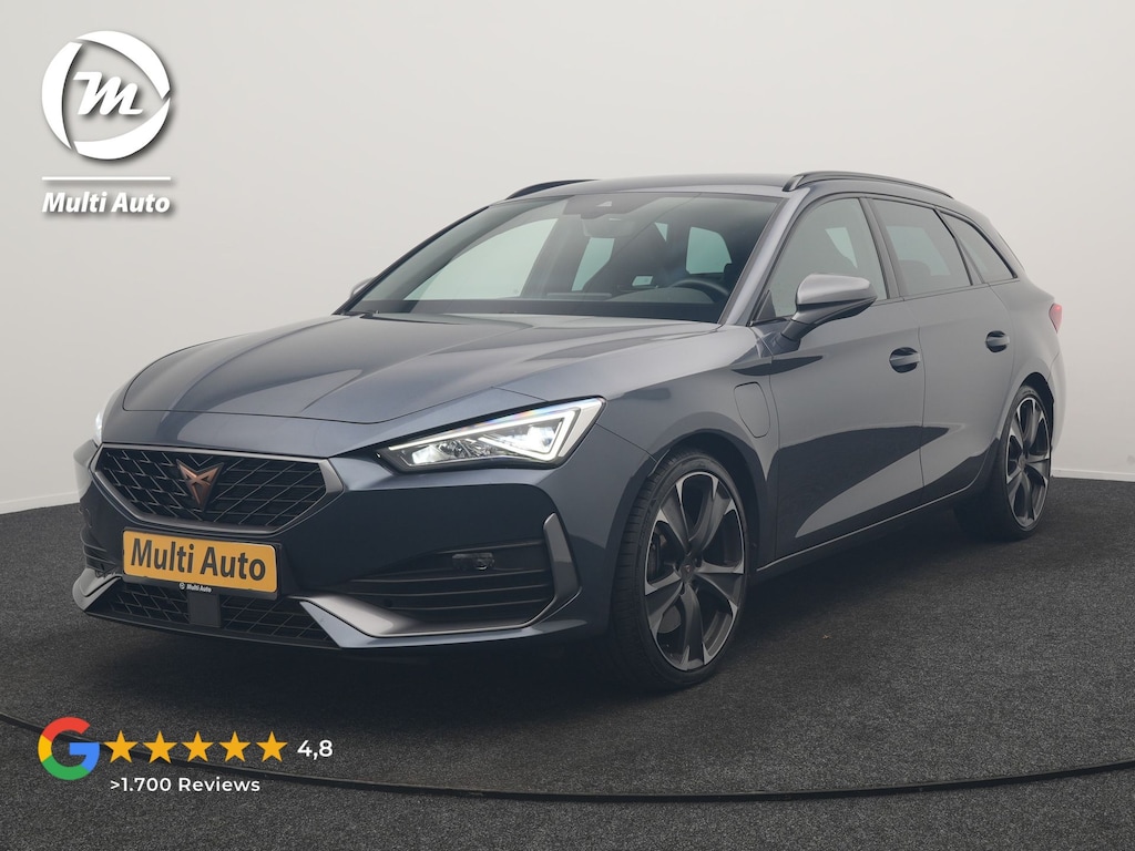 CUPRA Leon Sportstourer 1.4 e-Hybrid PHEV 245pk Dealer O.H | Trekhaak | Adaptive Cruise | Sportstoelen & Stuur Verwarmd | Apple Carplay | Sfeerverlichting | Keyless | Virtual | Navigatie | DAB | 19"L.M |