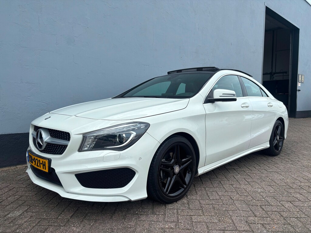 Mercedes-Benz CLA 180 Ambition AMG - Panorama Dak