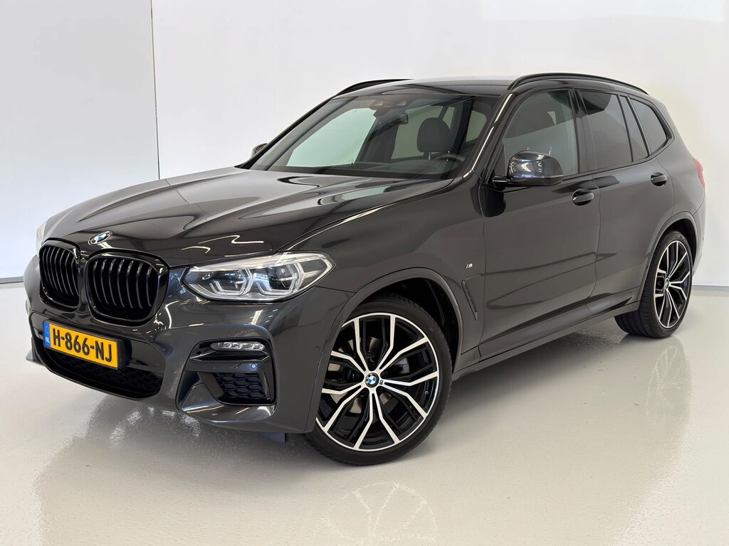 BMW X3 XDrive20i High Executive / M-pakket / Shadow Line / HUD