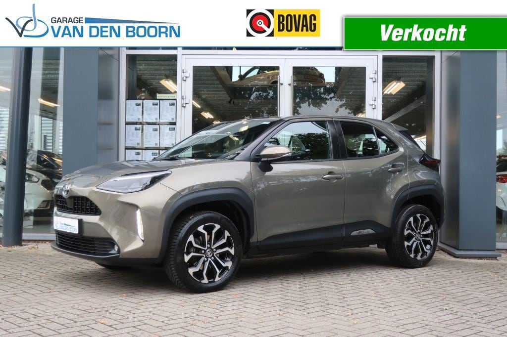Toyota Yaris Cross 1.5 HYBRID, Lederen Bekleding, Clima, Navi, Apple Carplay/ Android Auto, etc.