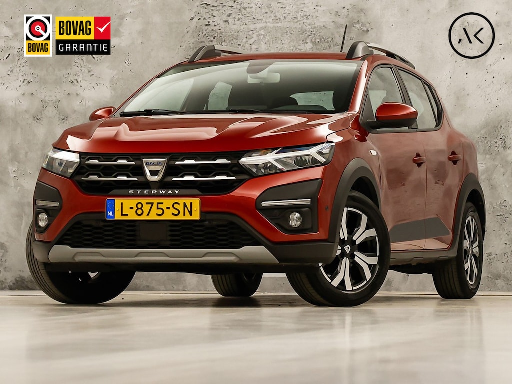 Dacia Sandero 1.0 TCe 100 Bi-Fuel Comfort (GROOT NAVI, CLIMATE, CAMERA, LM VELGEN, KEYLESS, SPORTSTOELEN, CRUISE, TREKHAAK, NIEUWSTAAT)
