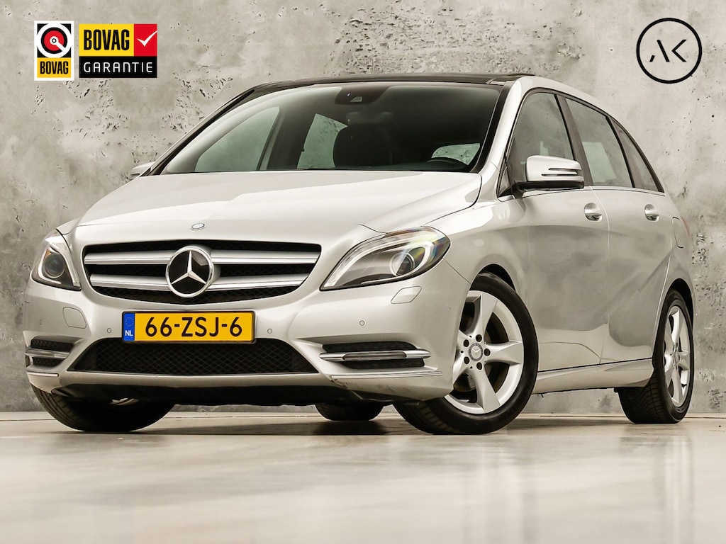 Mercedes-Benz B-klasse 180 Sport Automaat (PANORAMADAK, GROOT NAVI, CLIMATE, SPORTSTOELEN, LEDER, XENON, CRUISE, NIEUWE APK, NIEUWSTAAT)