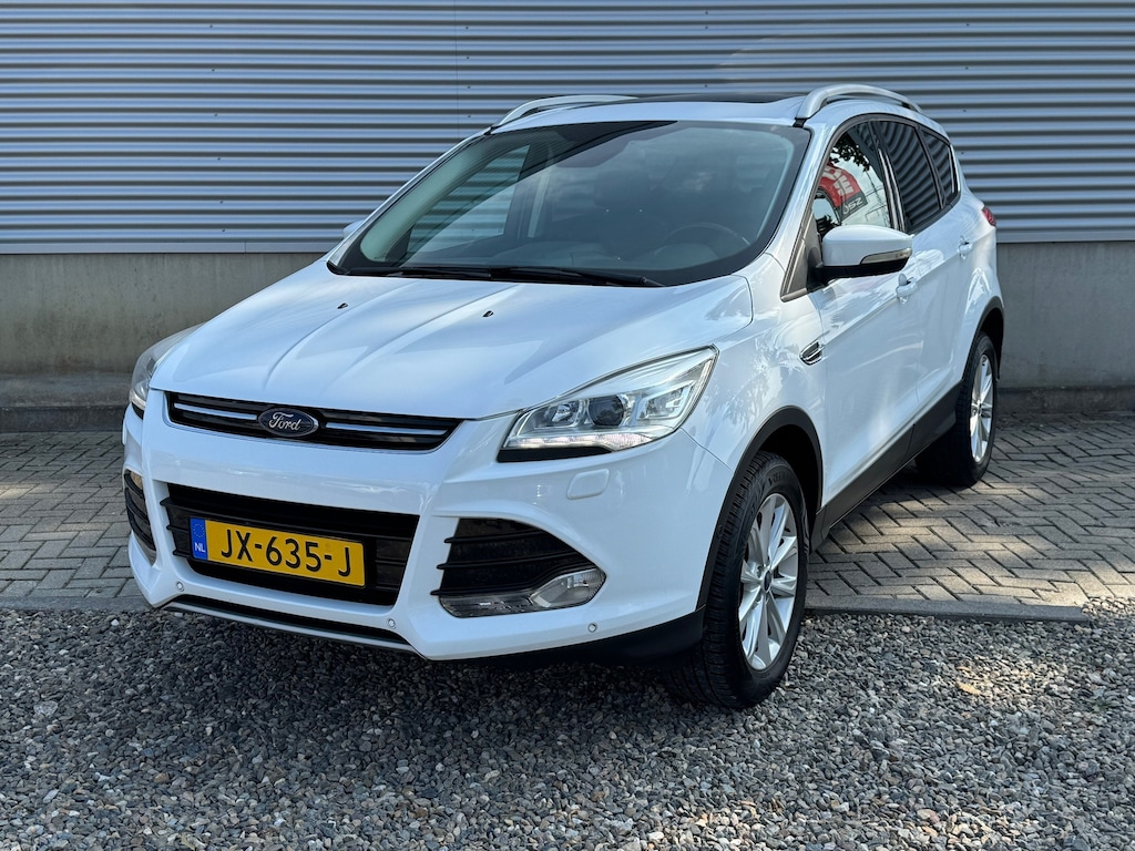 Ford Kuga 1.5 Titanium [ panodak,fm navi,camera,ecc,lmv,trekhaak ]