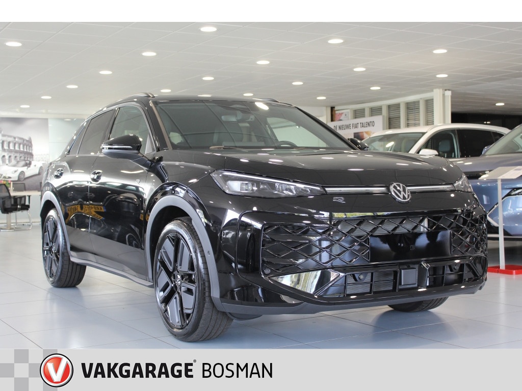Volkswagen T-Roc 1.5 eTSI R-Line/PANO/CAMERA/CARPLAY