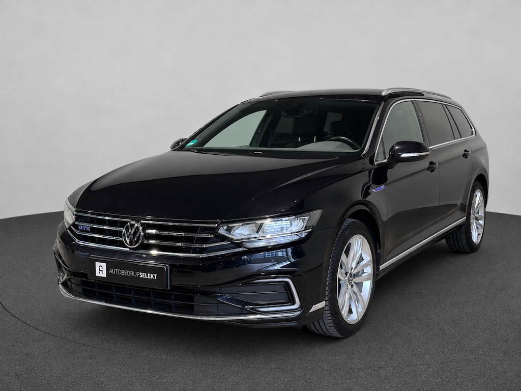 Volkswagen Passat Variant 1.4 TSI PHEV GTE | Camera | Sfeer | Carplay | Halfleder | Massage | Virtual | 1e eig.