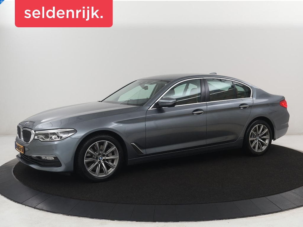 BMW 5-Serie 530i High Executive | Trekhaak | LED | Navigatie | Stoelverwarming |