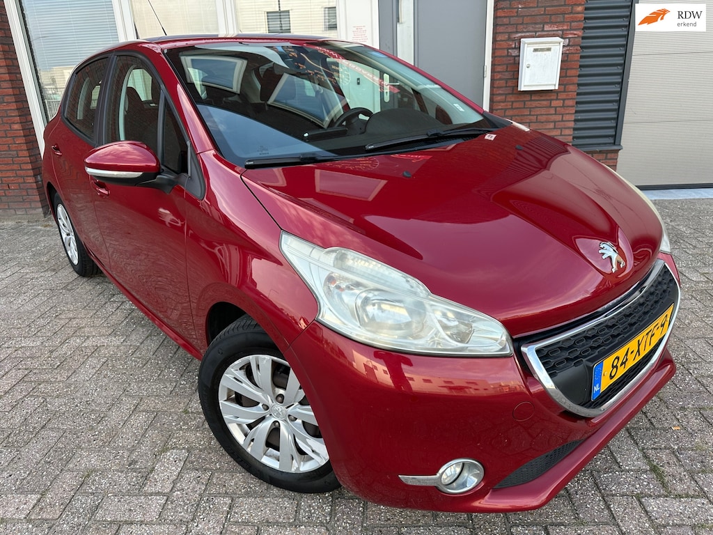 Peugeot 208 1.2 VTi Access / Airco / Cruise / PDC / Riem vv / 5DRS / NAP