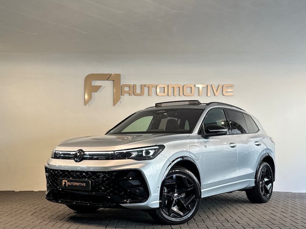 Volkswagen Tiguan 1.5 eHybrid R-Line Business Pano|H/K|Massage|HuD|Trekhaak