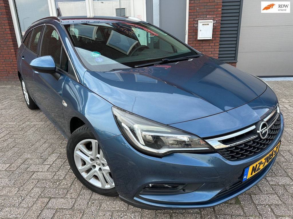 Opel Astra Sports Tourer 1.4 Online Edition / Navi / Camera / PDC / DAB / NAP / Cruise