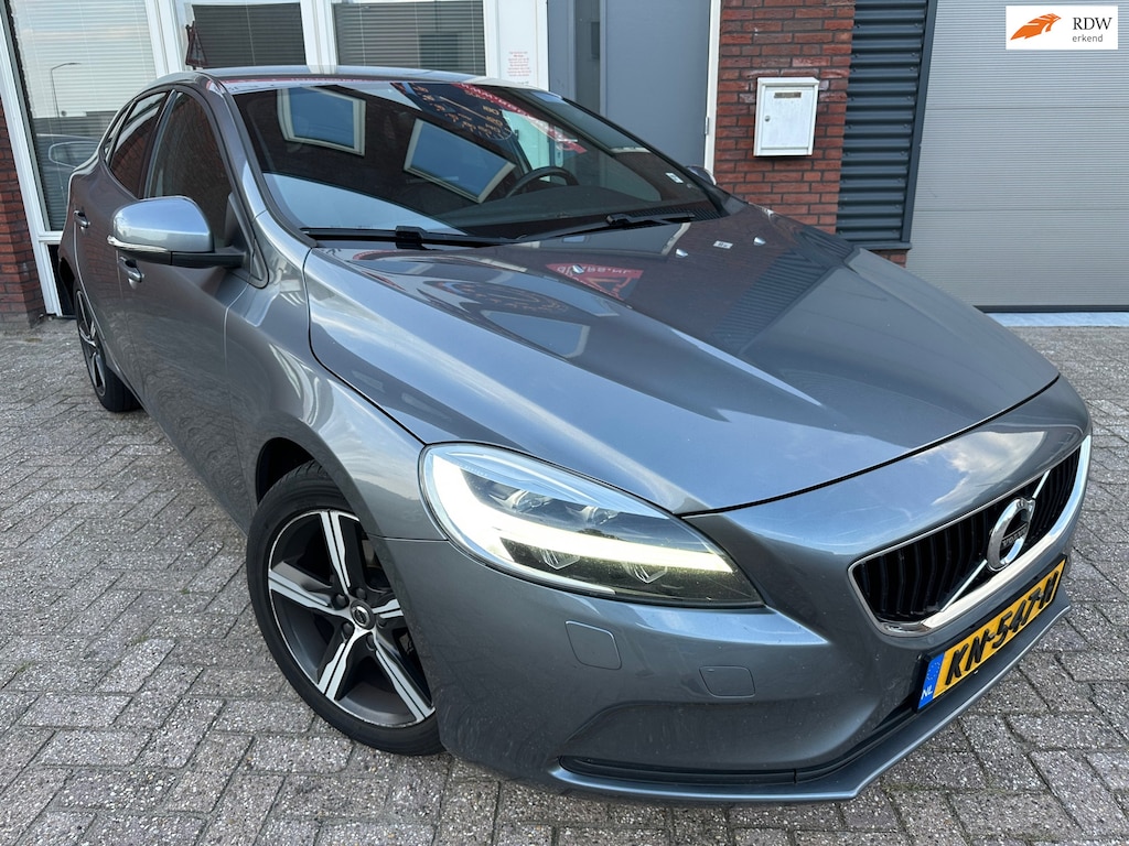 Volvo V40 2.0 D2 Nordic+ / Navi / PDC / Cruise / NAP / Stoelverwarming / LED / LM