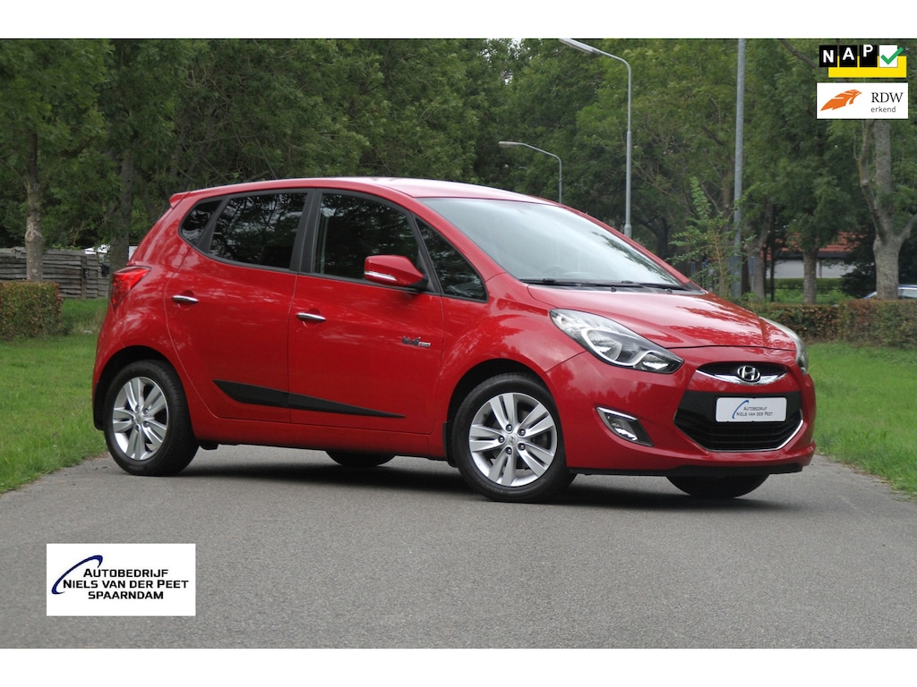 Hyundai ix20 1.4i i-Vision / Navigatie / Camera / Trekhaak / Climate control / Sportvelgen / Cruise control / enz.