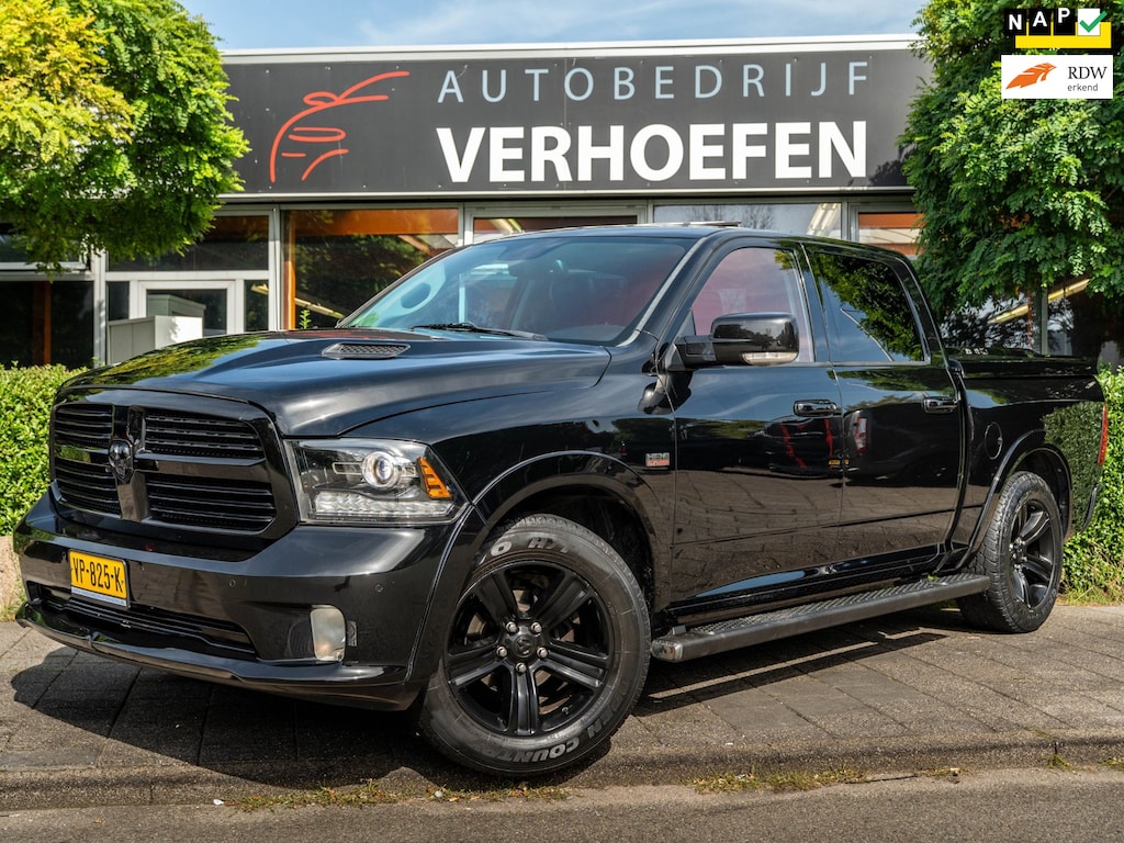 Dodge Ram 1500 5.7 V8 Crew Cab 5'7 - 200 LITER GAS TANK - PANO - STOEL VERW / VERKOEL / STUUR VERW - PARK CAMERA !