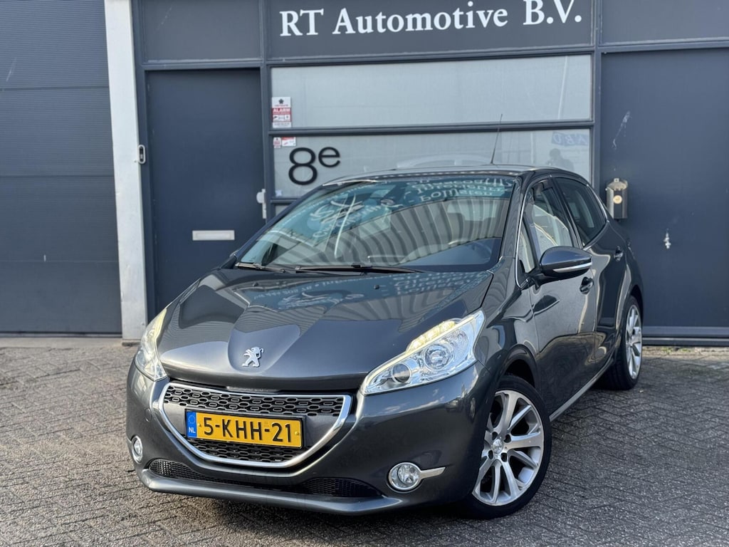 Peugeot 208 1.6 VTi Allure Automaat