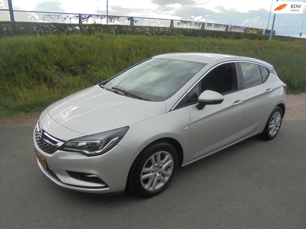 Opel Astra Opel astra 1.4 benzine 5 deurs airco trekhaak