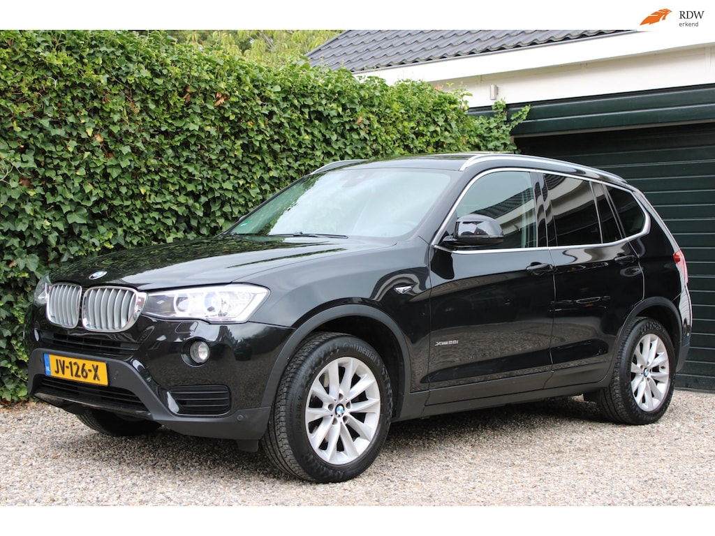 BMW X3 XDrive28i Centennial High Executive | Panoramadak | Memory | Leer