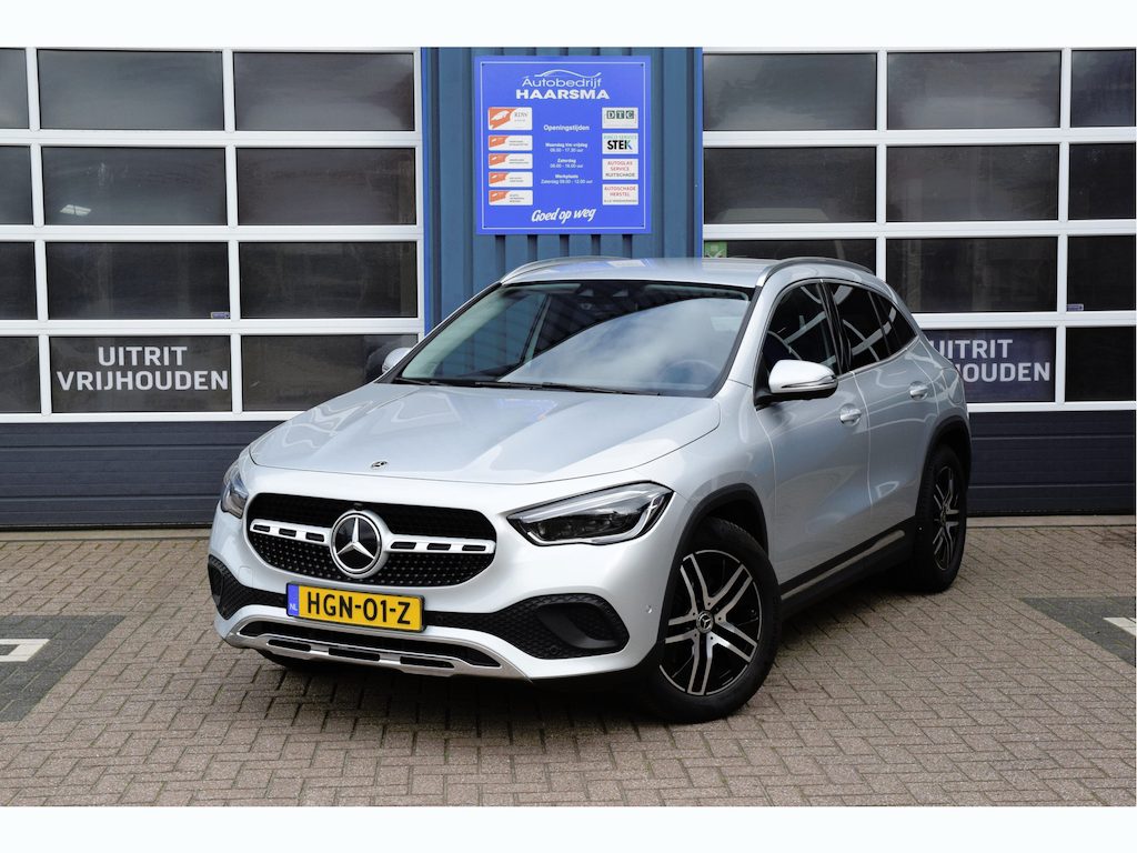 Mercedes-Benz GLA 220 d 4MATIC Progressive Trekhaak Automaat