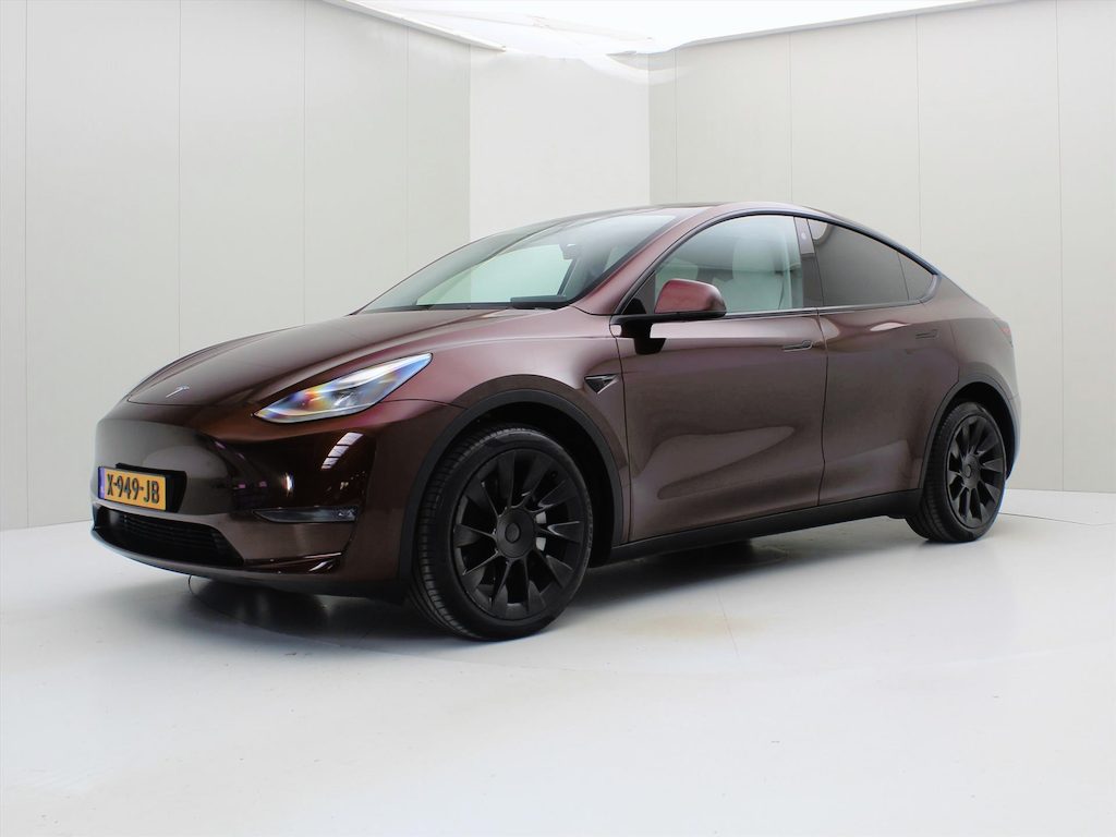 Tesla Model Y Long Range AWD 75kWh 351pk 90.5% SoH [CHERRY RED+FSD+WIT LEDER+ AMD RYZEN+AUTOPILOT+20 INCH ]