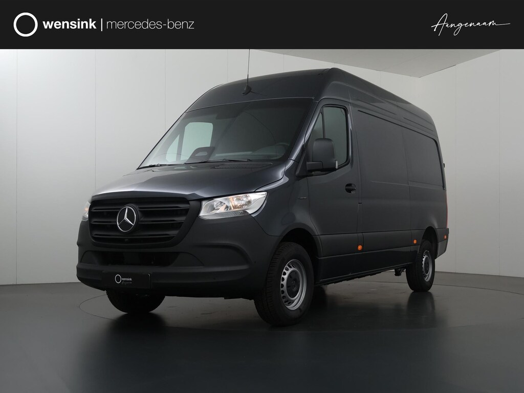 Mercedes-Benz eSprinter 414 | L2 H2 | PRO | 81kWh | CRUISE CONTROL | 3-ZITS | APPLE CARPLAY / ANDROID AUTO | STANDKACHEL | PARKEERCAMERA | 115 KWH SNELLADEN | TREKHAAK