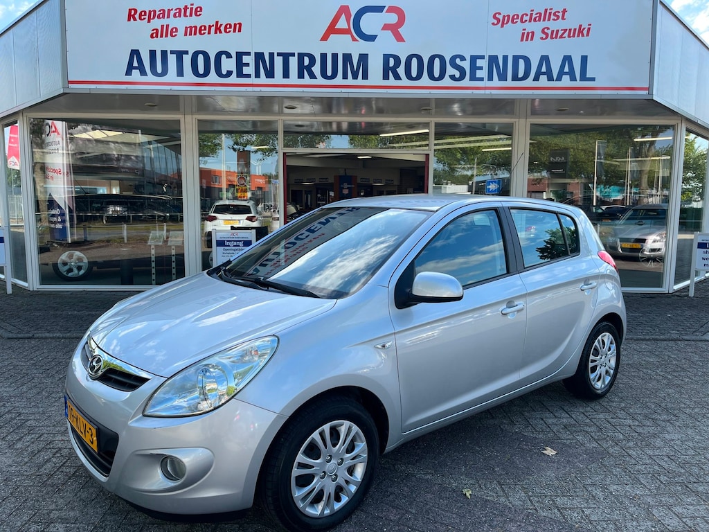Hyundai i20 1.2i Business Edition lage kmstand/Climate control/goed onderhouden