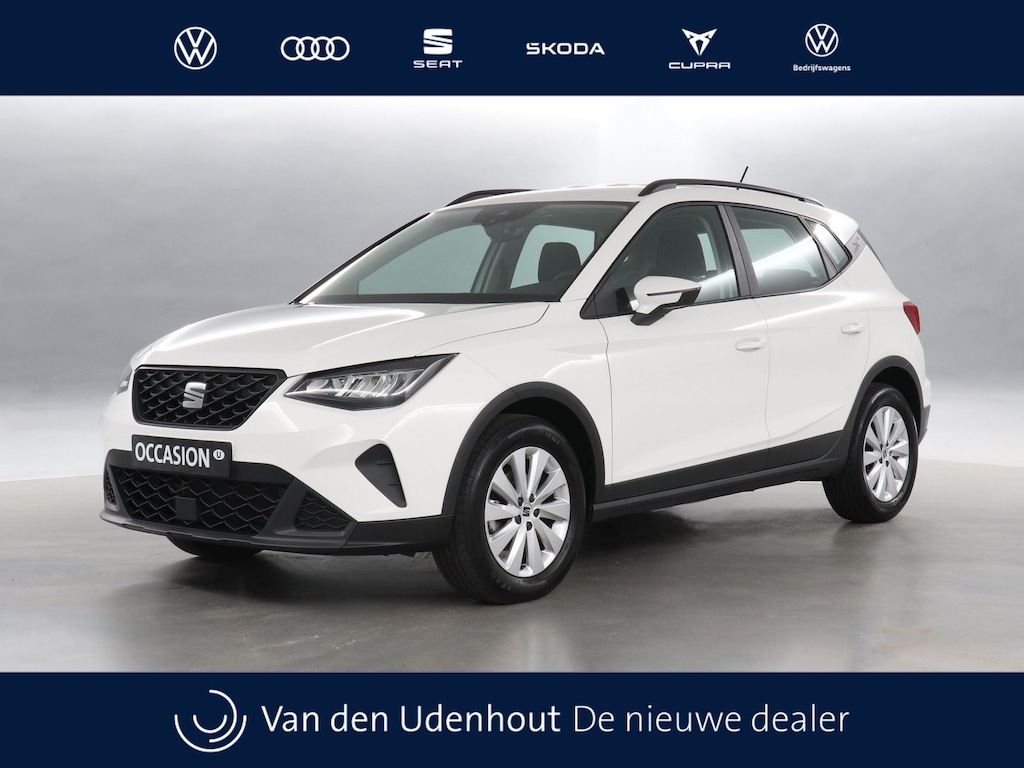 SEAT Arona 1.0 EcoTSI 95pk Reference / Navigatie via App Connect / Parkeersensoren