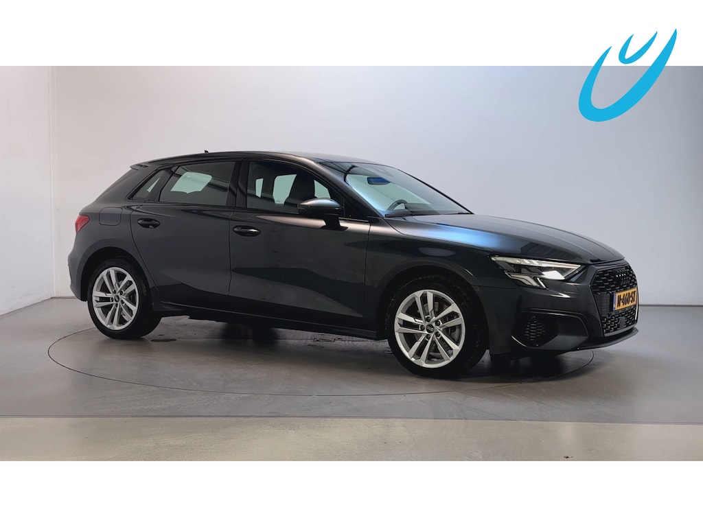 Audi A3 Sportback 40 TFSI e Business Edition LED Navigatie App-Connect DAB+