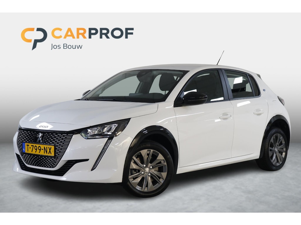 Peugeot e-208 EV Active Pack 50 kWh All-Seasons | Climate | Carplay | Cruise | Lichtmetaal.