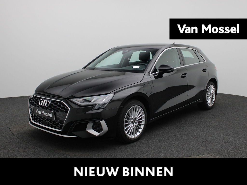 Audi A3 Sportback 40 TFSI e Advanced edition | WORDT VERWACHT | ACHTERUITRIJCAMERA | APPLE CARPLAY - ANDROID AUTO | STOELVERWARMING | ADAPTIVE CRUISE CONTROL | CLIMATE CONTROL | LEDEREN BEKLEDING |