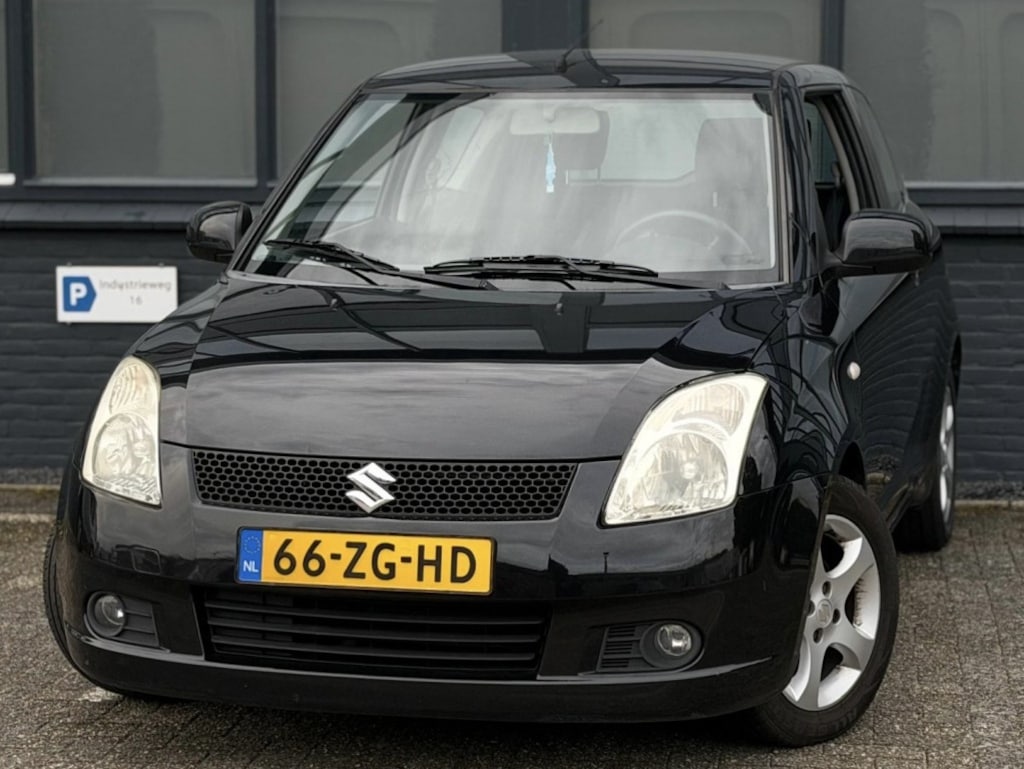 Suzuki Swift 1.5 Exclusive |Airco |CarPlay |Nieuwe APK |NAP